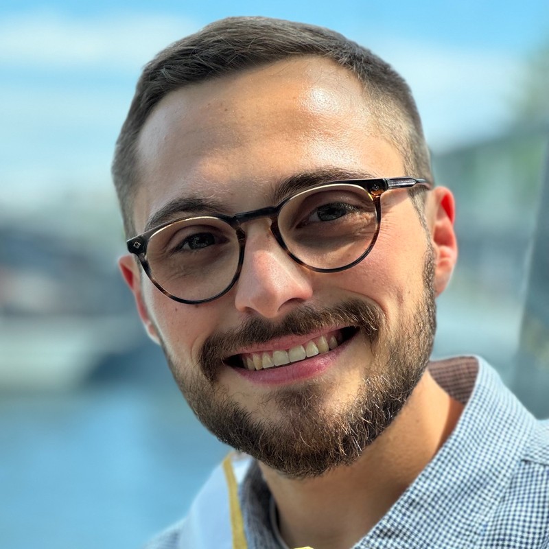 Ingénieur Commercial – Recruté avec succès Portrait d’un ingénieur commercial recruté avec succès par Facility Job